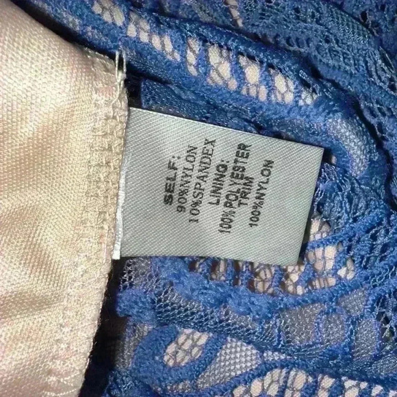 Impressions Blue Lace Dress for Woman / Size L - Picture 11 of 11